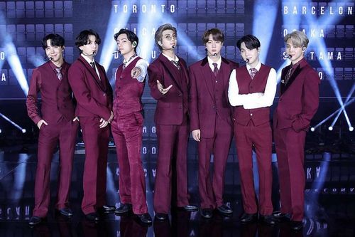 Sự xuất hiện của 'hạng mục K-pop' tại Billboard Music Awards gây tranh cãi