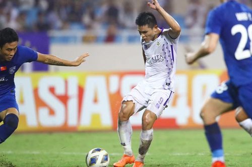 Hà Nội FC 2-1 Vũ Hán: Khi Tuấn Hải sắm vai người giải cứu