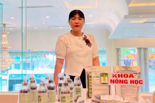Thành tích ấn tượng của nữ giáo sư Trường ĐH Nông lâm Huế