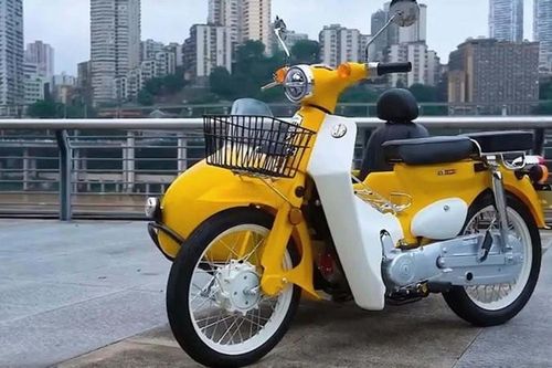 Điểm danh những mẫu xe máy mới thiết kế cổ điển vừa ra mắt