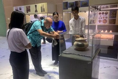 Chuyên gia quốc tế hỗ trợ tỉnh An Giang bảo vệ và quản lý di sản văn hóa Óc Eo