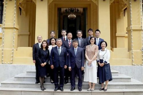 Thứ trưởng Thường trực Ngoại giao Nguyễn Minh Vũ tiếp đoàn Liên minh nghị sĩ hữu nghị Nhật-Việt tỉnh Osaka, Nhật Bản