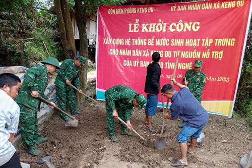 Khởi công xây dựng 10 bể nước sinh hoạt tập trung cho nhân dân xã biên giới Keng Đu