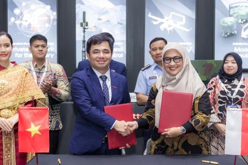 Viettel sẽ phân phối hệ thống mô phỏng lái máy bay cho Indonesia