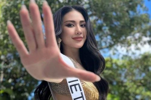 Bùi Quỳnh Hoa bị chê khả năng tiếng Anh ở Hoa hậu Hoàn vũ