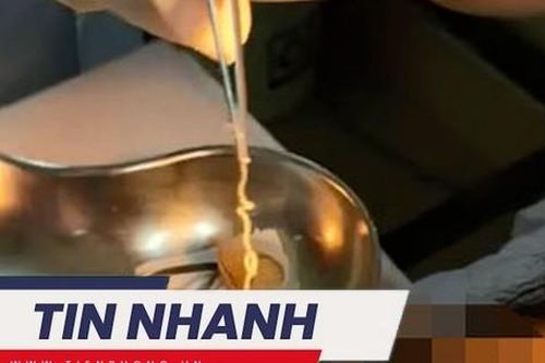 TIN NHANH: Cứu học sinh lớp 4 ăn lá ngón tự tử; Donetsk bị tấn công, Nga đề nghị Hội đồng Bảo an họp khẩn