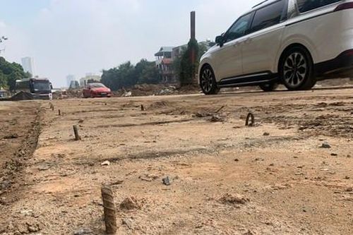 Cận cảnh tuyến đường thi công bị 'bỏ quên' gây ô nhiễm, mất ATGT