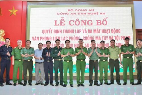 Ra mắt văn phòng liên lạc phòng, chống ma túy và tội phạm qua biên giới giữa hai tỉnh Nghệ An và Xiêng Khoảng