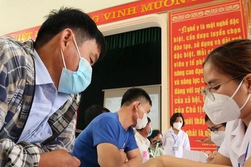 Vụ nhiều công nhân mắc bệnh bụi phổi tử vong: Khám, điều tra bệnh nghề nghiệp cho công nhân