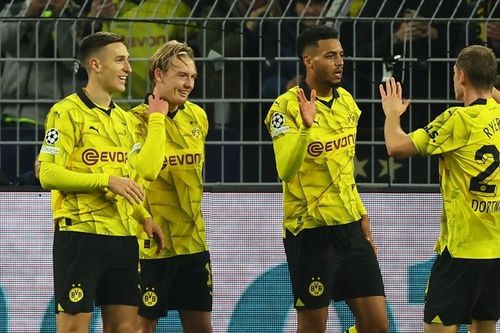 Dortmund hạ Newcastle, bảng F Cúp C1 trở nên khó lường