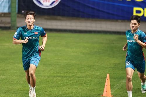 Quế Ngọc Hải chấn thương, không thể tập luyện cùng đội tuyển Việt Nam