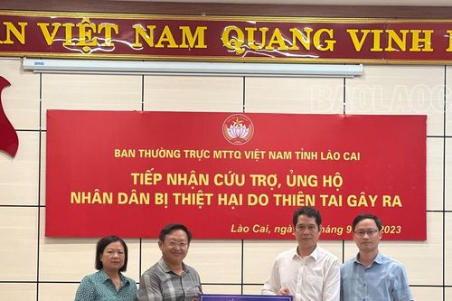 Gần 11 tỷ đồng ủng hộ người dân vùng lũ Lào Cai
