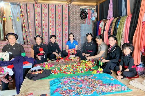 Năng lượng mới ở Nà Khau