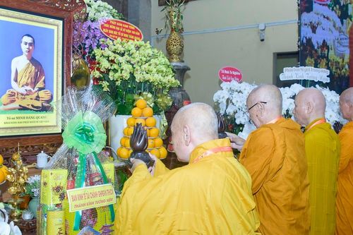 Lãnh đạo GHPGVN tham dự Lễ kỷ niệm 100 năm ngày sinh Tổ sư Minh Đăng Quang