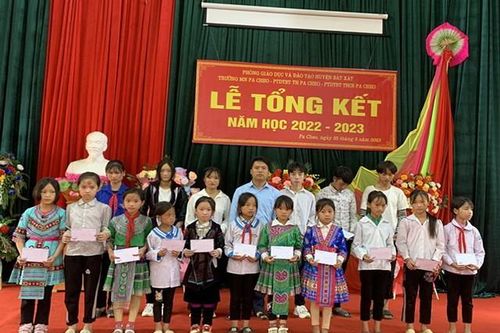 Lào Cai: Trường Phổ thông dân tộc bán trú THCS Pa Cheo (Bát Xát) đạt chuẩn Quốc gia