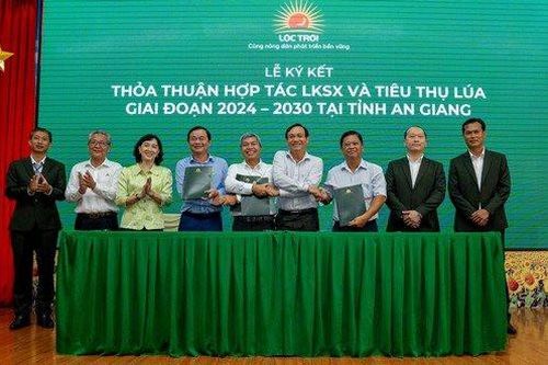 Tập đoàn Lộc Trời ký kết tiêu thụ 5 triệu tấn thóc trong năm 2024