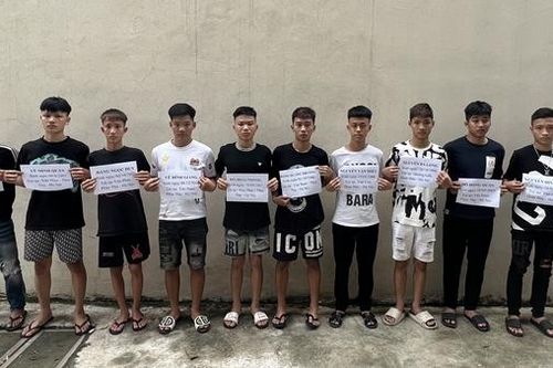 Tìm người dân biết vụ gây rối trật tự công cộng