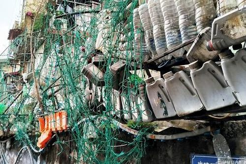 Xót xa những tác phẩm nghệ thuật đang 'chết dần chết mòn' theo thời gian
