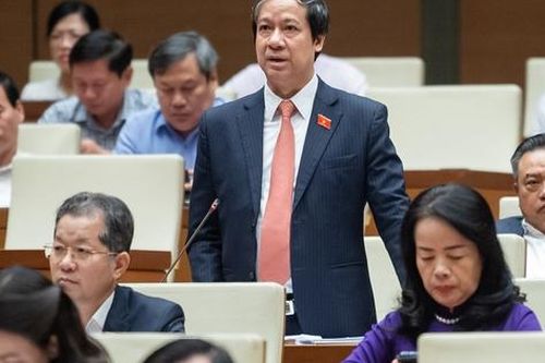 Mỗi năm 2000 trẻ đuối nước, nhiều trường có bể bơi nhưng không có tiền vận hành