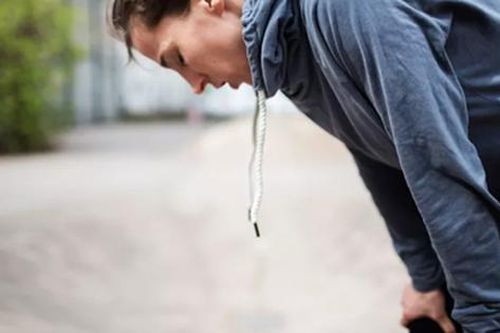 Có nên tập thể dục khi bị ốm?
