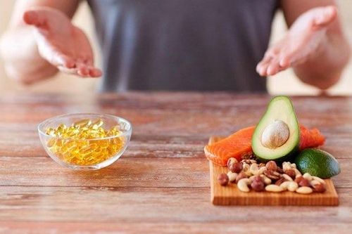 10 lầm tưởng thường gặp về vitamin tổng hợp