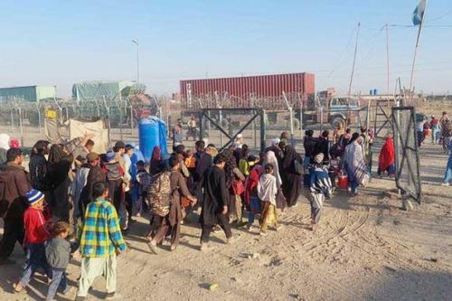 Vì sao Pakistan quyết định trục xuất hơn 1,7 triệu người tị nạn Afghanistan?