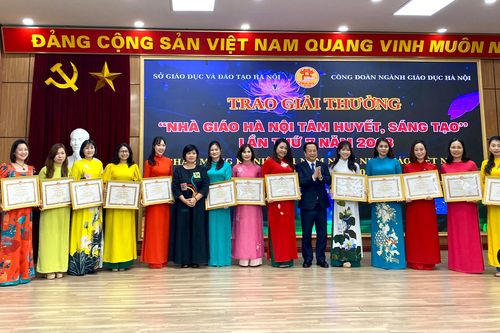 Vinh danh 135 nhà giáo đoạt giải thưởng 'Nhà giáo Hà Nội tâm huyết, sáng tạo' lần thứ bảy