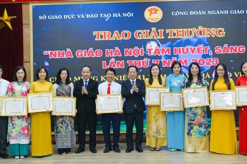Vinh danh 135 nhà giáo Hà Nội tâm huyết, sáng tạo năm 2023