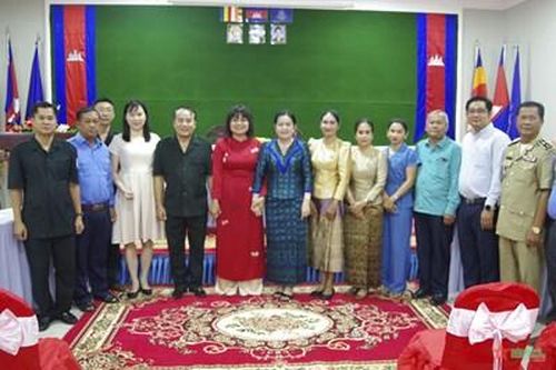 Ban Chỉ đạo 515 tỉnh Đắk Lắk làm việc tại tỉnh Mondulkiri (Campuchia)