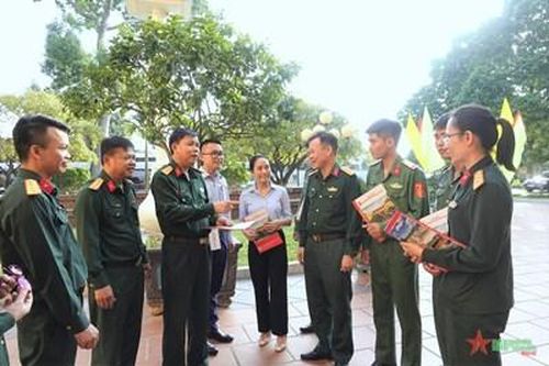 Nhiều mô hình hiệu quả trong giáo dục pháp luật cho thanh niên Quân đội