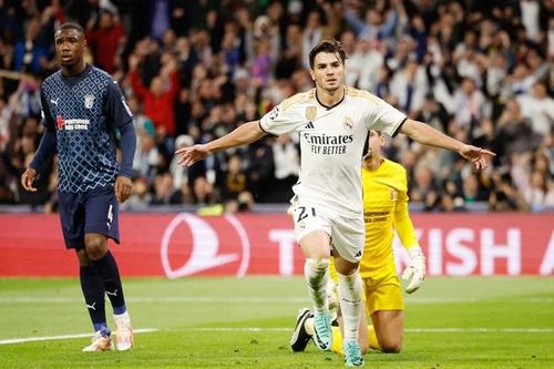 Real Madrid, Bayern, Inter và Sociedad đi tiếp. Man.United thua choáng váng