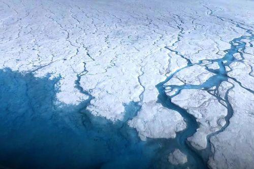 Lượng băng ở Greenland bị sụt giảm nghiêm trọng