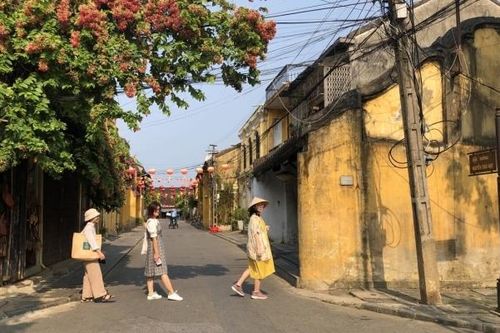 Nhiều khách Việt đi du lịch để 'tìm người yêu, quên tình cũ'
