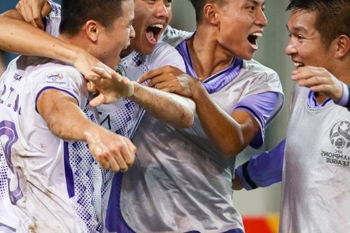 Phạm Tuấn Hải viết sử cho CLB Hà Nội ở sân chơi AFC Champions League