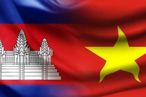 Lãnh đạo Việt Nam chúc mừng 70 năm Ngày Độc lập Vương quốc Campuchia