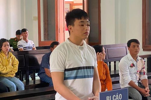 Lĩnh án 12 năm tù vì chém trọng thương người can ngăn