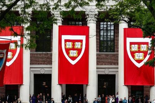 Vạch trần sự thật ĐH Harvard dành 60 suất/năm cho con nhà giàu học kém