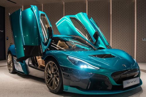 Siêu xe điện Rimac Nevera mạnh gần 2.000 mã lực có mặt tại Singapore