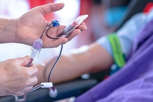 Mẫu máu xét nghiệm ở bệnh viện được sử dụng như thế nào?