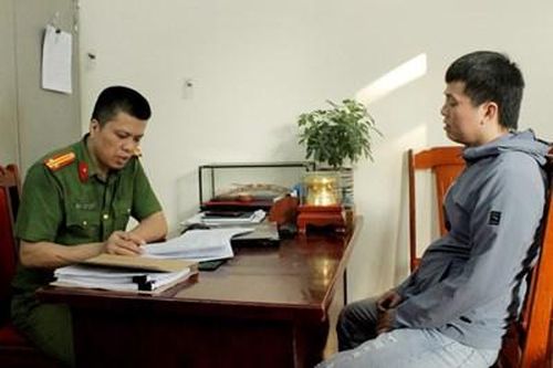 Đang hoãn chấp hành án phạt tù nhưng vẫn tiếp tục phạm tội
