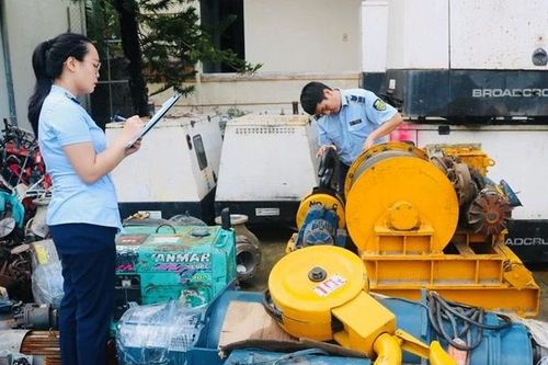 Quảng Bình: Phát hiện, bắt giữ vụ vận chuyển thiết bị cũ nhập lậu