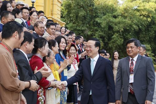 Chủ tịch nước gặp mặt nghệ nhân giỏi trong lĩnh vực thủ công mỹ nghệ
