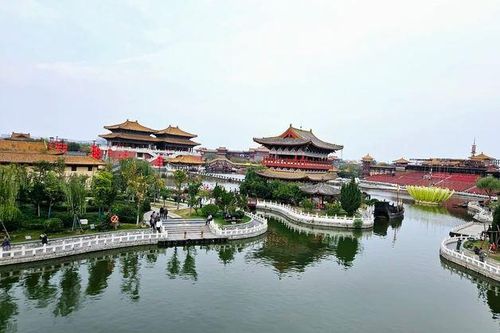 'Lạc trôi' đến thành cổ Lạc Dương, điểm du lịch đặc sắc ở Trung Quốc