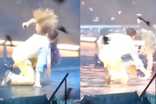 Xôn xao nữ ca sĩ bị vũ công gạt chân té sõng soài trên sân khấu: Là tên tuổi hàng đầu trong showbiz