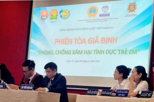 Ngày Pháp luật Việt Nam (9/11): Phiên tòa giả định - cách tiếp cận pháp luật nhanh chóng, dễ hiểu