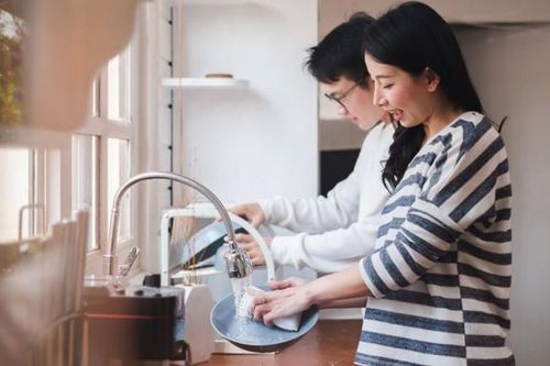 Cách dọn dẹp nhà bếp sạch bóng đến từng ngóc ngách nhỏ