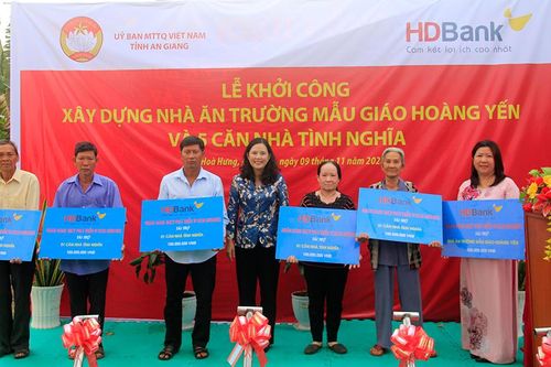 Khởi công nhà ăn Trường Mẫu giáo Hoàng Yến và nhà Tình nghĩa ở Mỹ Hòa Hưng