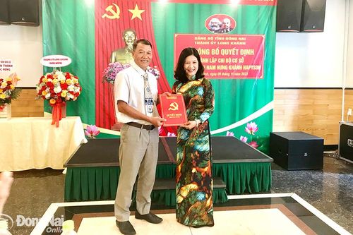 Thành lập chi bộ cơ sở trong doanh nghiệp