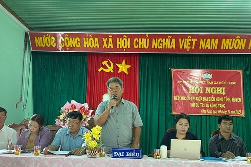 Đại biểu HĐND tỉnh Gia Lai tiếp xúc cử tri xã Kông Yang
