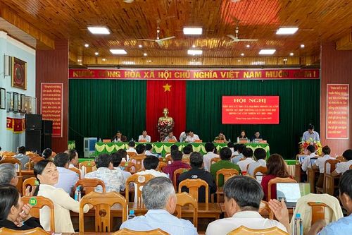 Đại biểu HĐND tỉnh tiếp xúc cử tri thị trấn Kon Dơng